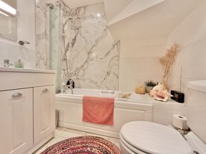 Photo 19- click for photo gallery